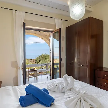 Urania -st George Retreat By Apokoronas * Kokkino Chorio